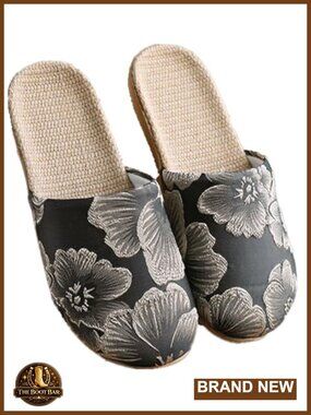 Satin Chinese Flower Embroidered Closed Toe Slippers Linen Anti-Slip House Shoes